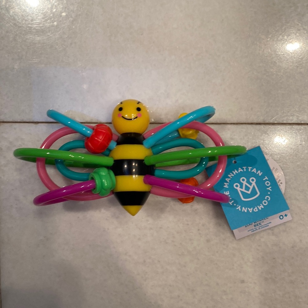 Bumble bee rattle